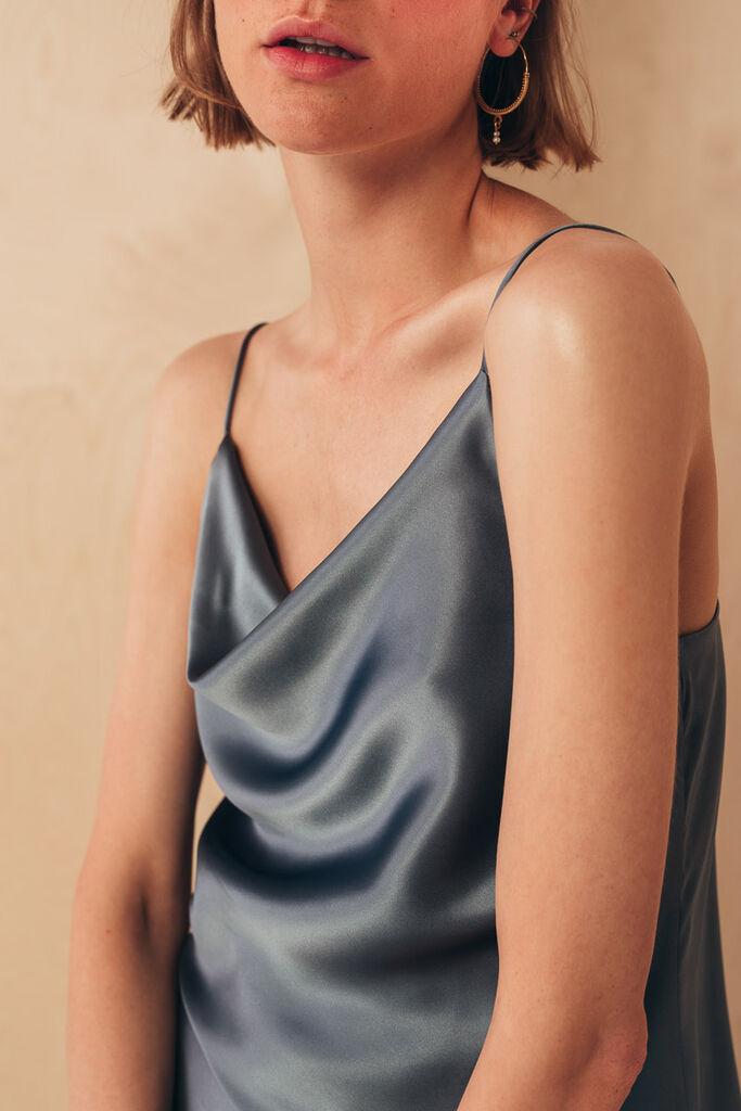 Mione Ženska svilena bluza na bretele sa drapiranim detaljem, Siva