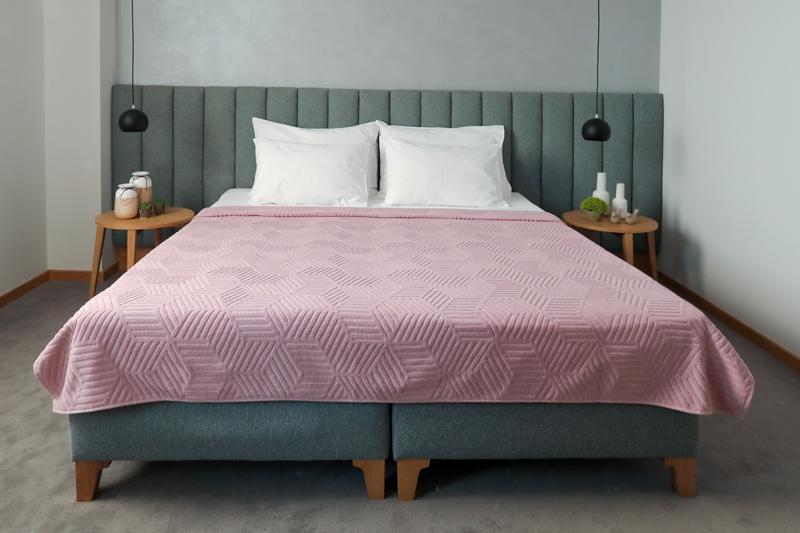 DEKOR DOM Frotir prekrivač Cube 145x200cm, Roze