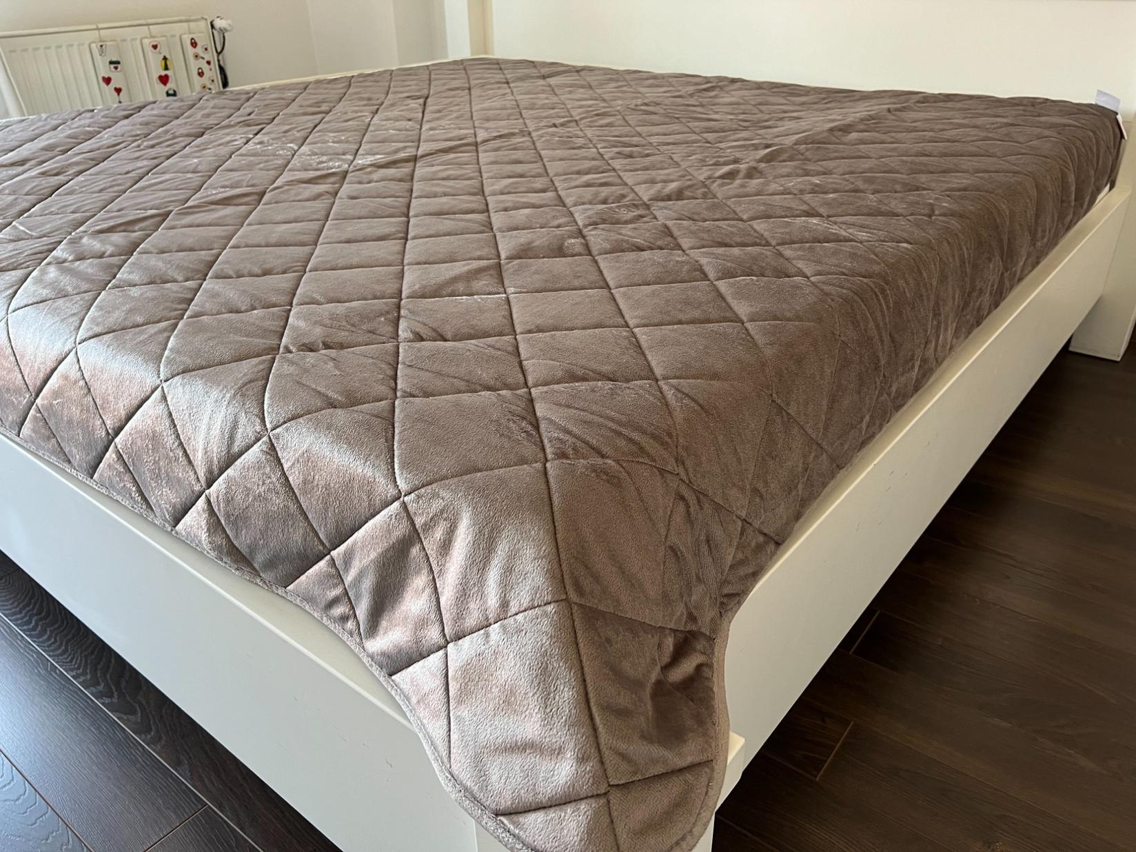 Viktorija Mekani prekrivač Soft cover 200x200cm, Braon