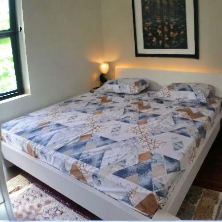 Viktorija Čaršav Puplin 220x240cm