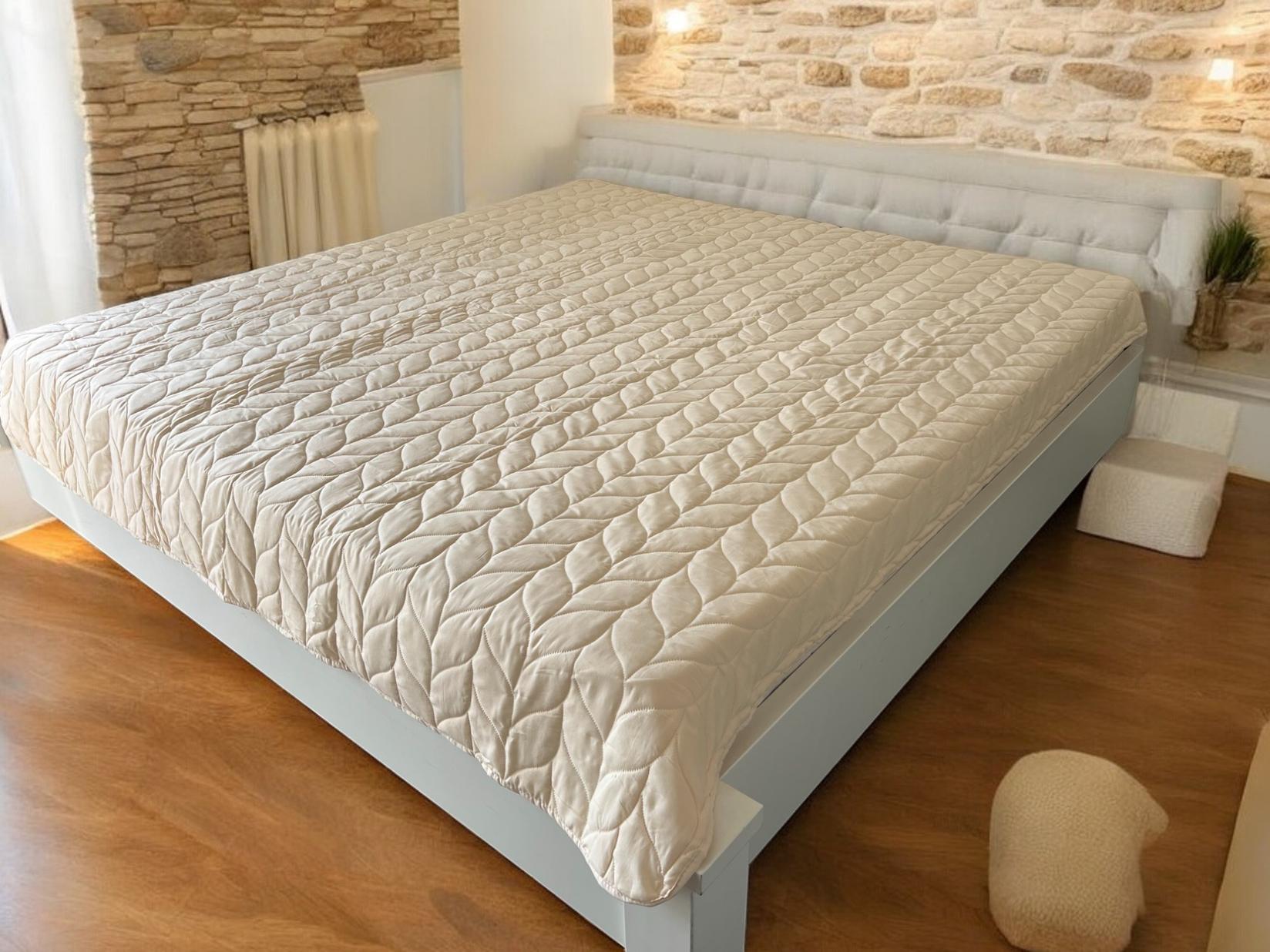 Viktorija Prekrivač  150x210cm, Bež