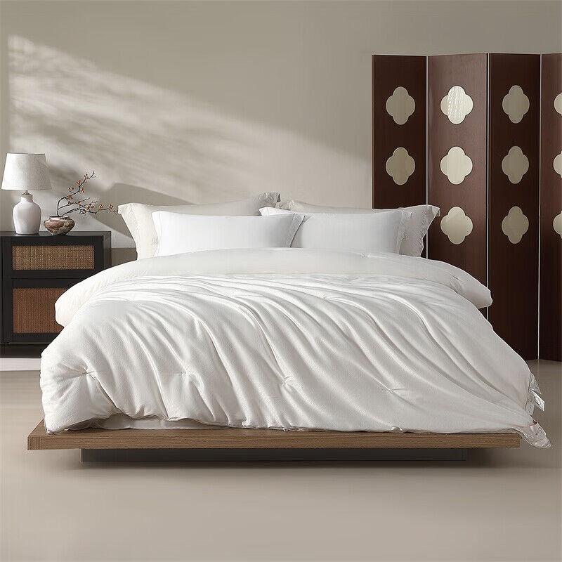 Mercury Home Textiles Svileni jorgan, 220×240 cm, Beli