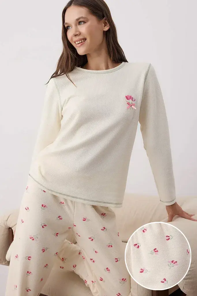 Trendyol Milla Ženski set pidžame Thmaw26Pt00187, Krem