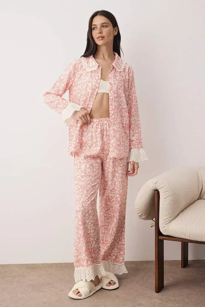 Trendyol Milla Ženski set pidžame Thmaw26Pt00185, Roze