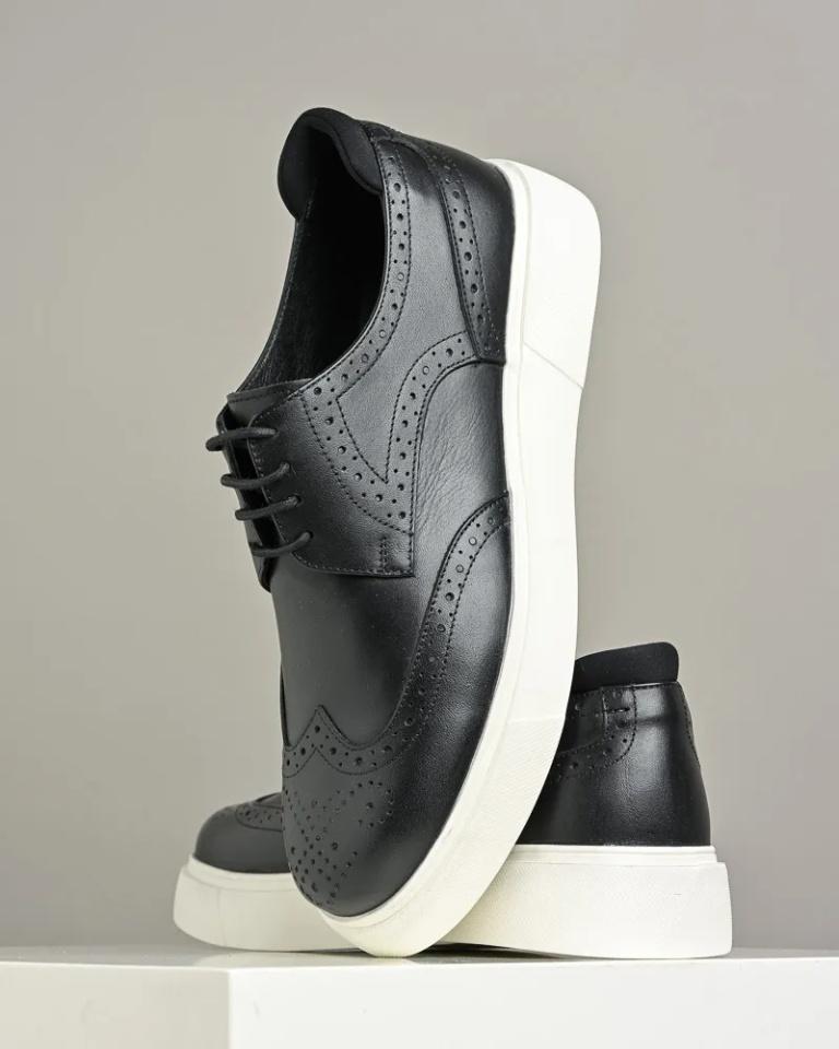 Muške  kožne cipele 229, Debeli đon,Crne