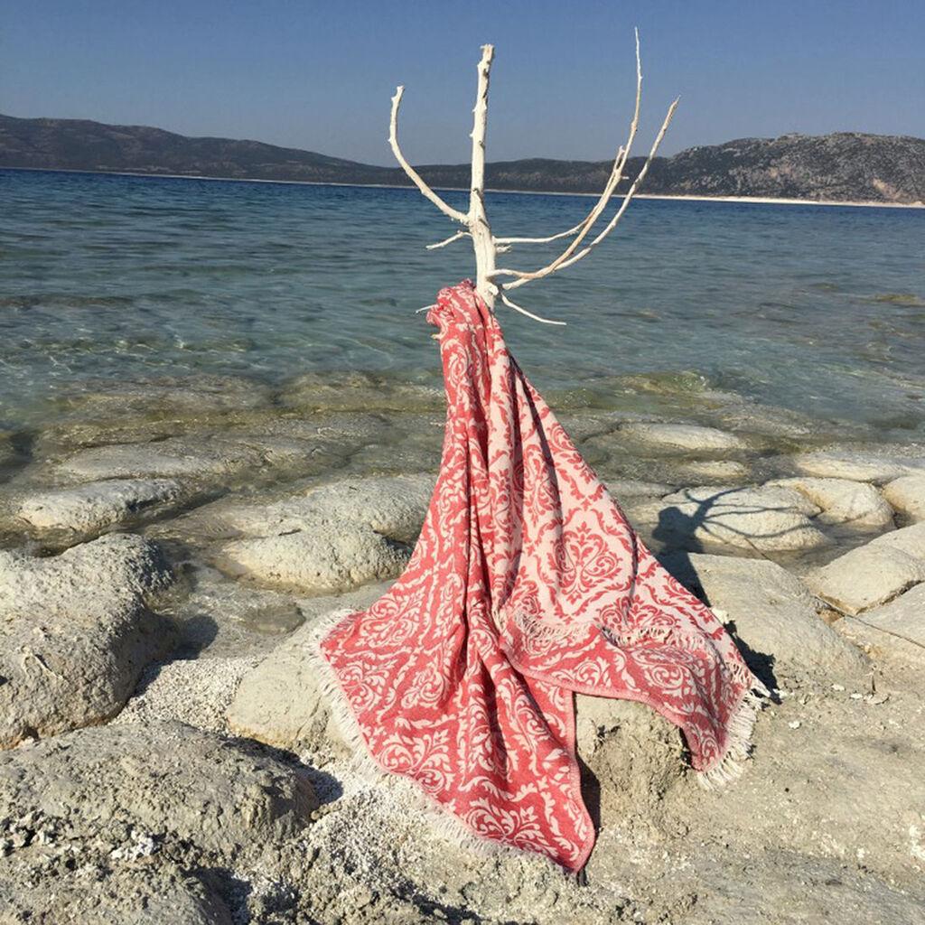 L'essentiel Maison Peškir za plažu 90x170cm Crveni