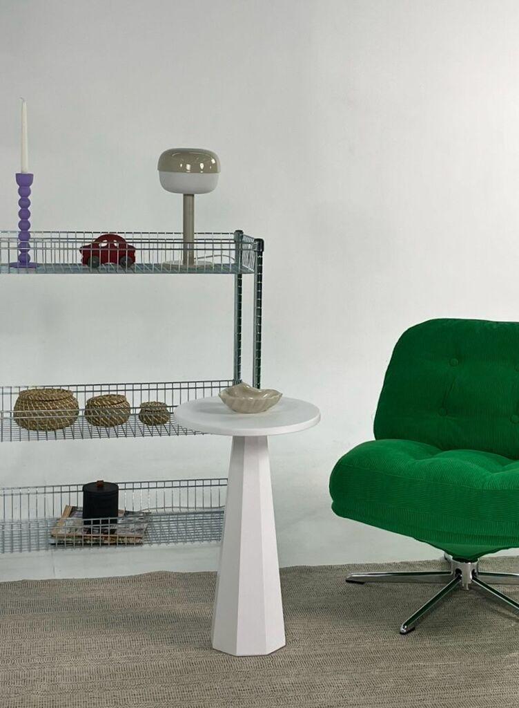 Hanah Home Pomoćni stočić Lilyum 57, 35x57x35 cm, Beli