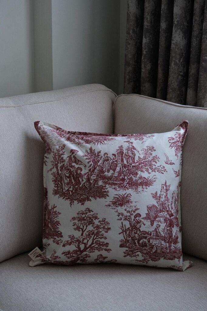 Aberto Design Dekorativna jastučnica BST060, 45 x 45 cm, Bordo-bela