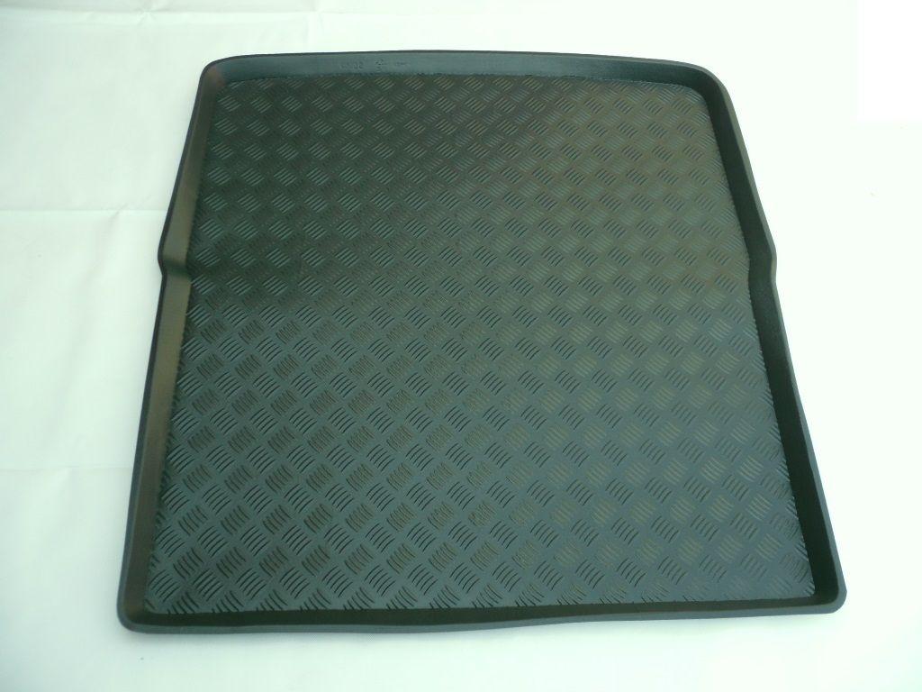 M-Plast Tipska kadica za gepek VW Passat B6 (2005-2014) Combi