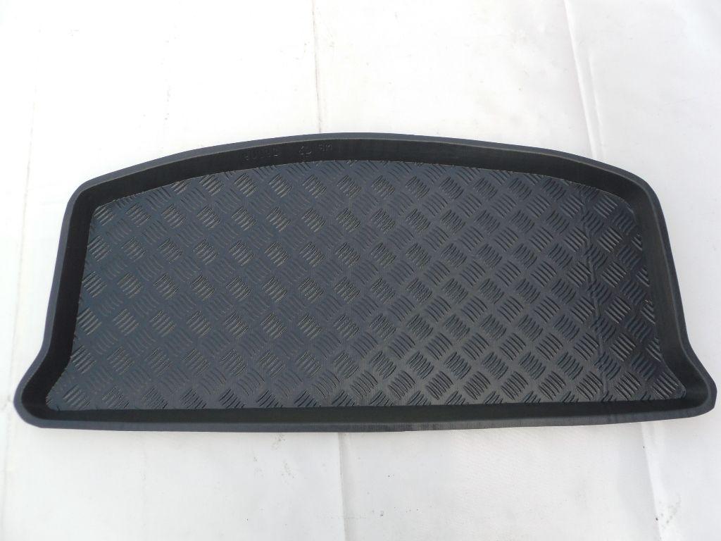 M-Plast Tipska kadica za gepek Opel Agila B (2007+) 5 seats