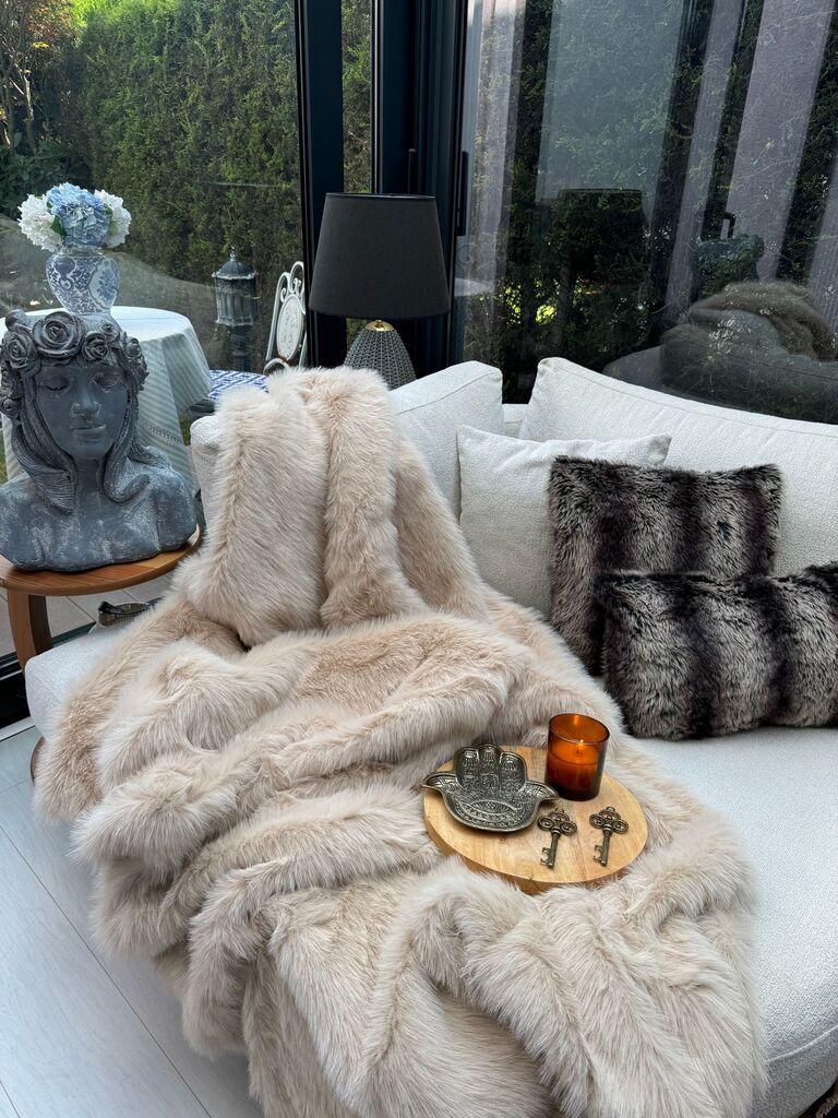 Aberto Design Prekrivač za sofu Lolita, 200x70 cm, Krem