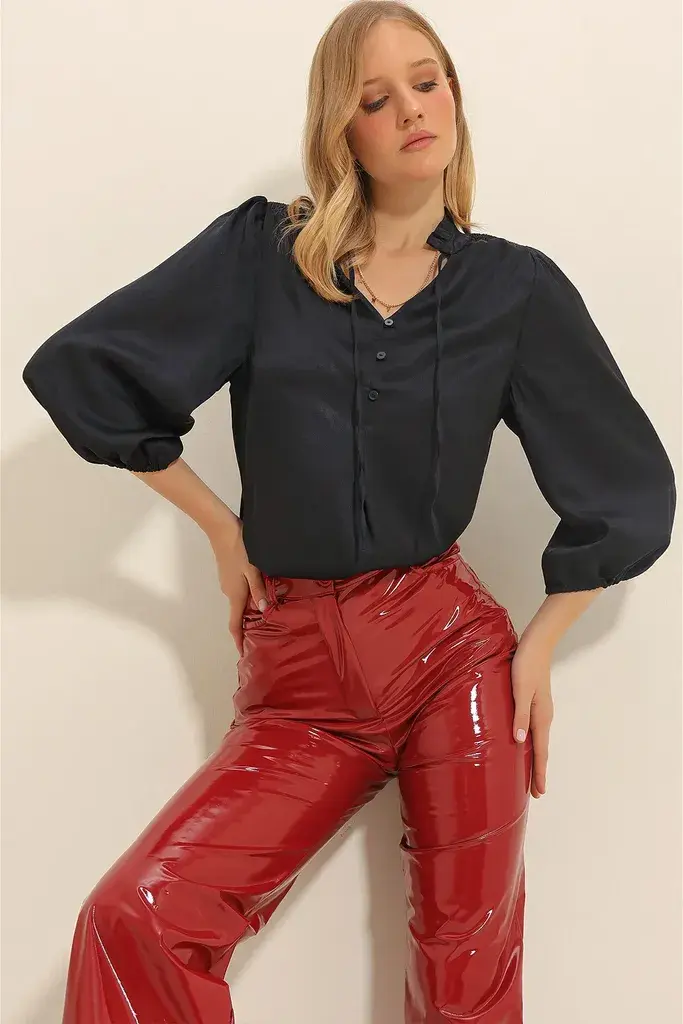 Trend Alacati Stili Ženska bluza dugih rukava ALC-X11337, Polo kragna, Crna