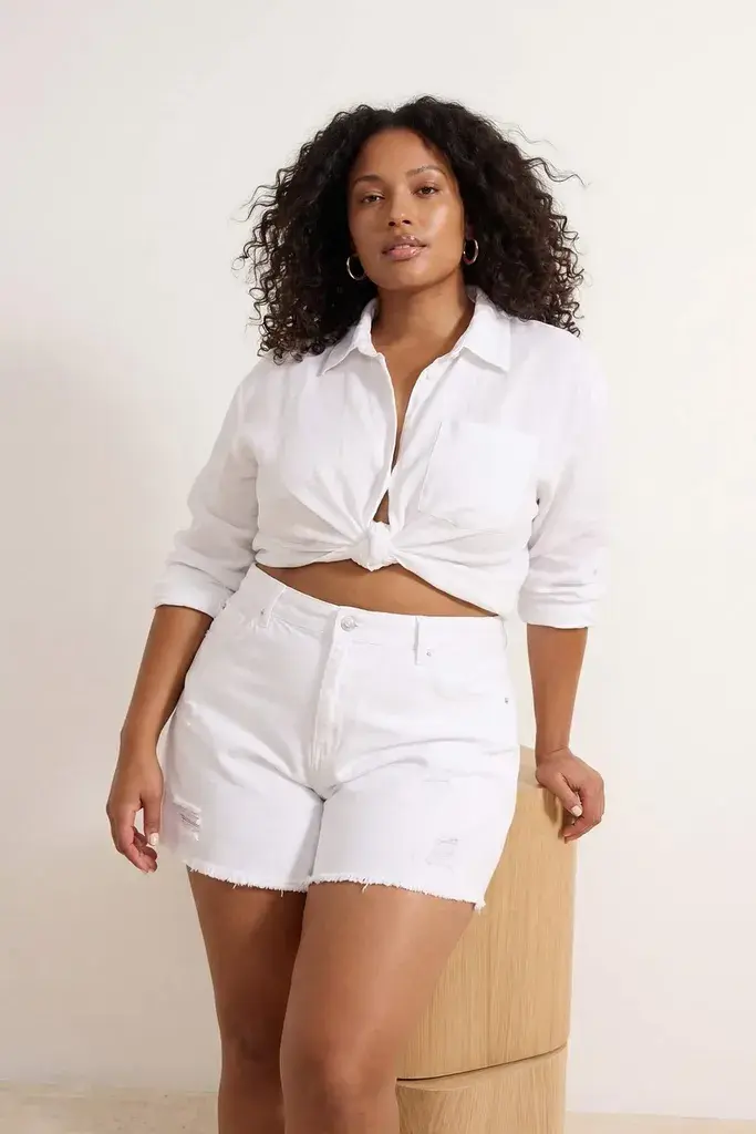 Trendyol Curve Ženski šorts TBBSS26AP00019, Beli