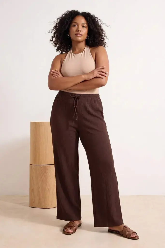 Trendyol Curve Ženske pantalone TBBSS26AR00038, Braon