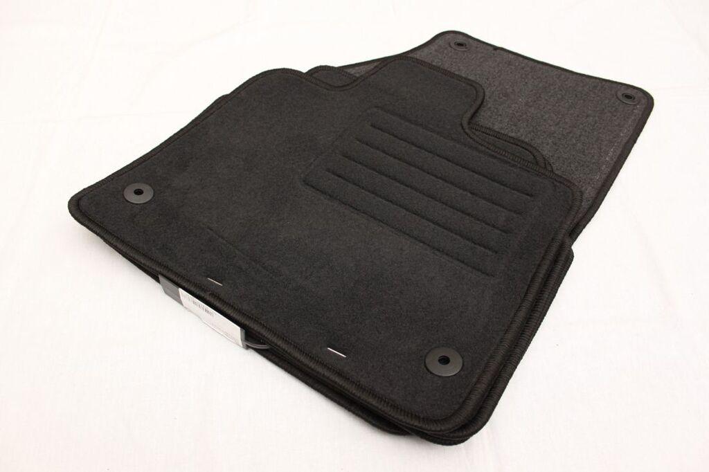 Petex Tipske patosnice za   AUDI Q7 (2006+)