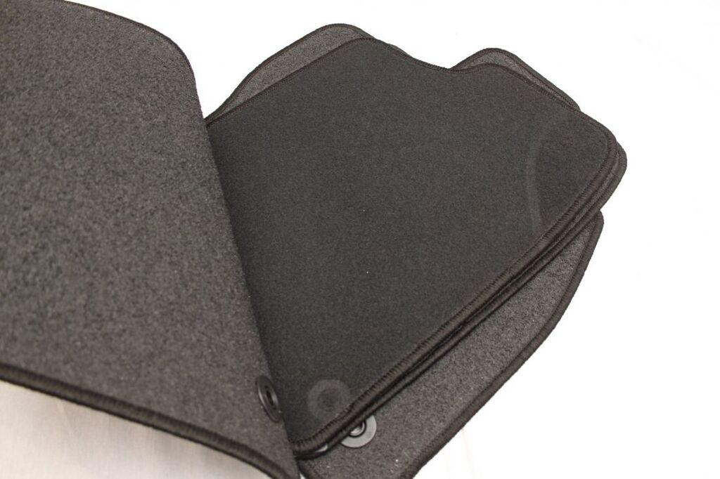 Petex Tipske patosnice za   Seat Leon /12+ /