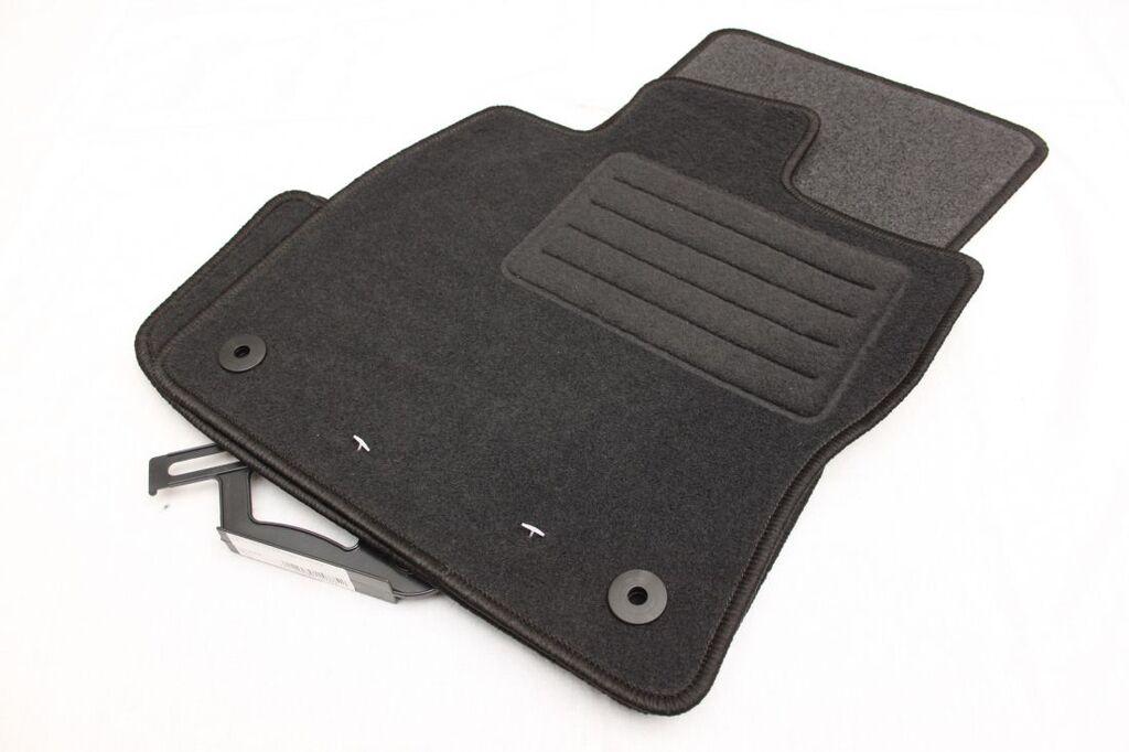 Petex Tipske patosnice za   VW Golf 7 (2012+)
