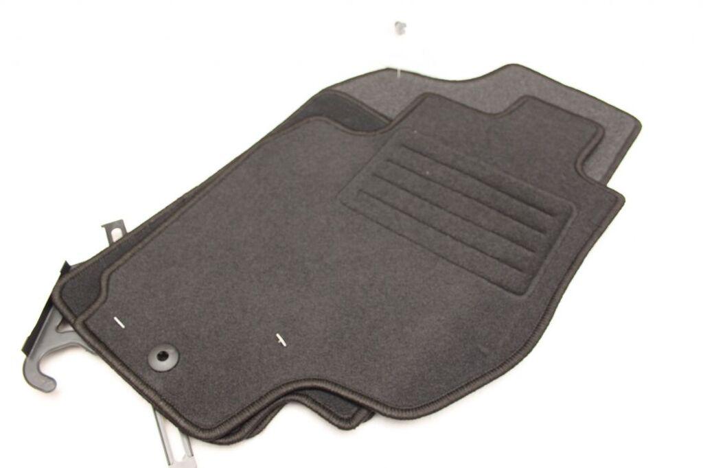 Petex Tipske patosnice za   Hyundai Coupe/96-01/