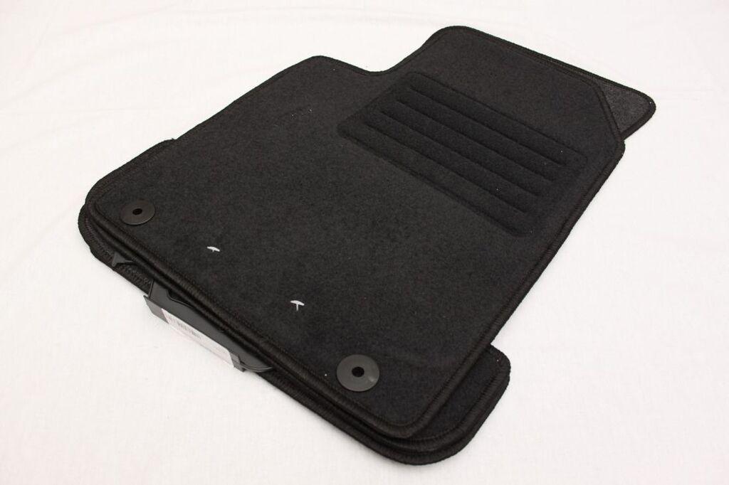 Petex Tipske patosnice za   Audi TT (1998-2006)