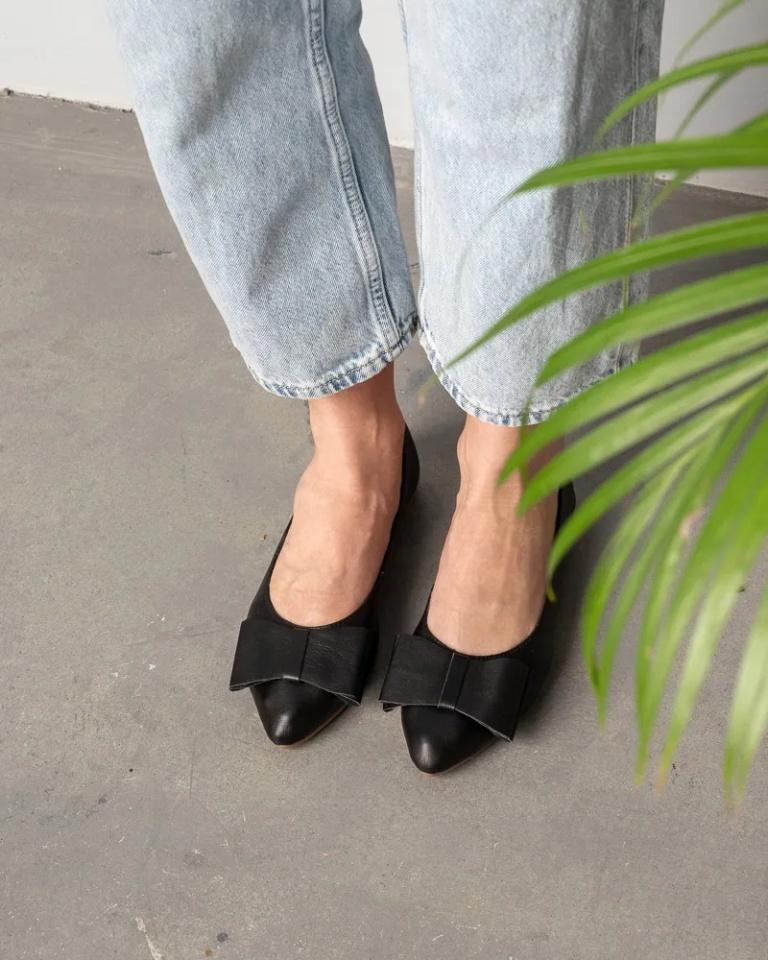 Invento Ženske kožne baletanke 741 697 MUG8006, Crne