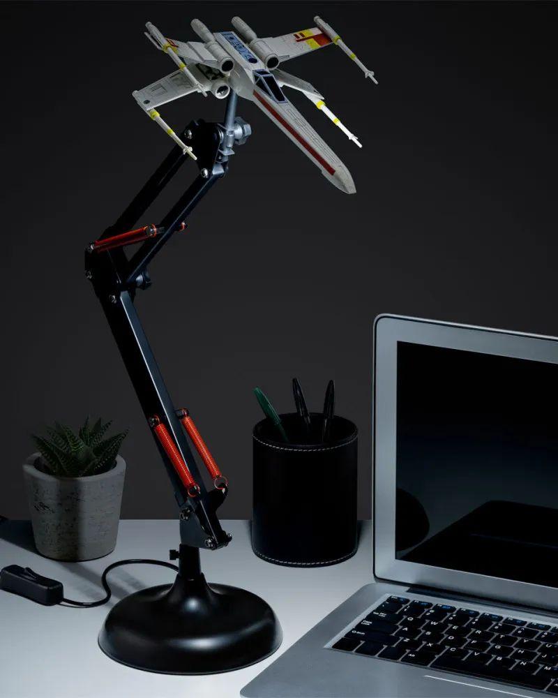 Paladone Star Vars Ks Ving Possible Stolna lampa, bela