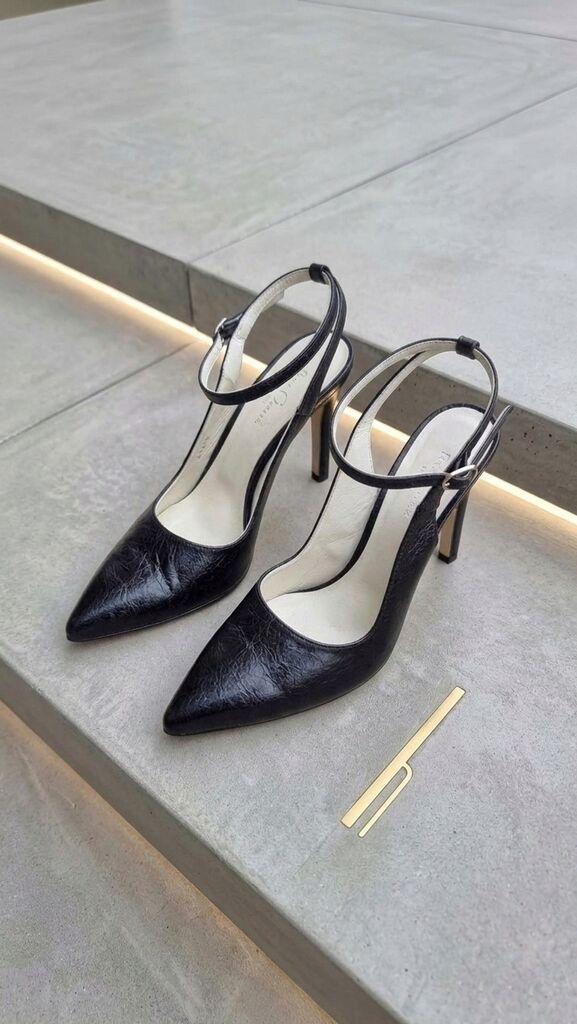 Obuca Trend Ženske salonke Loren 1422, Crne