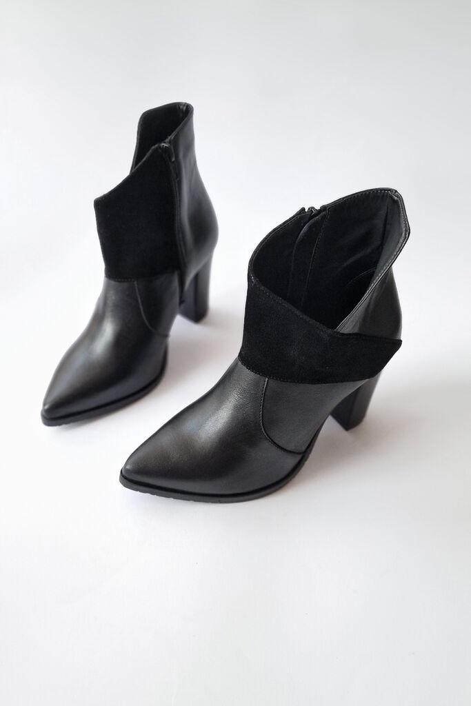 Obuca Trend Ženske čizme Stela 2530, Crne