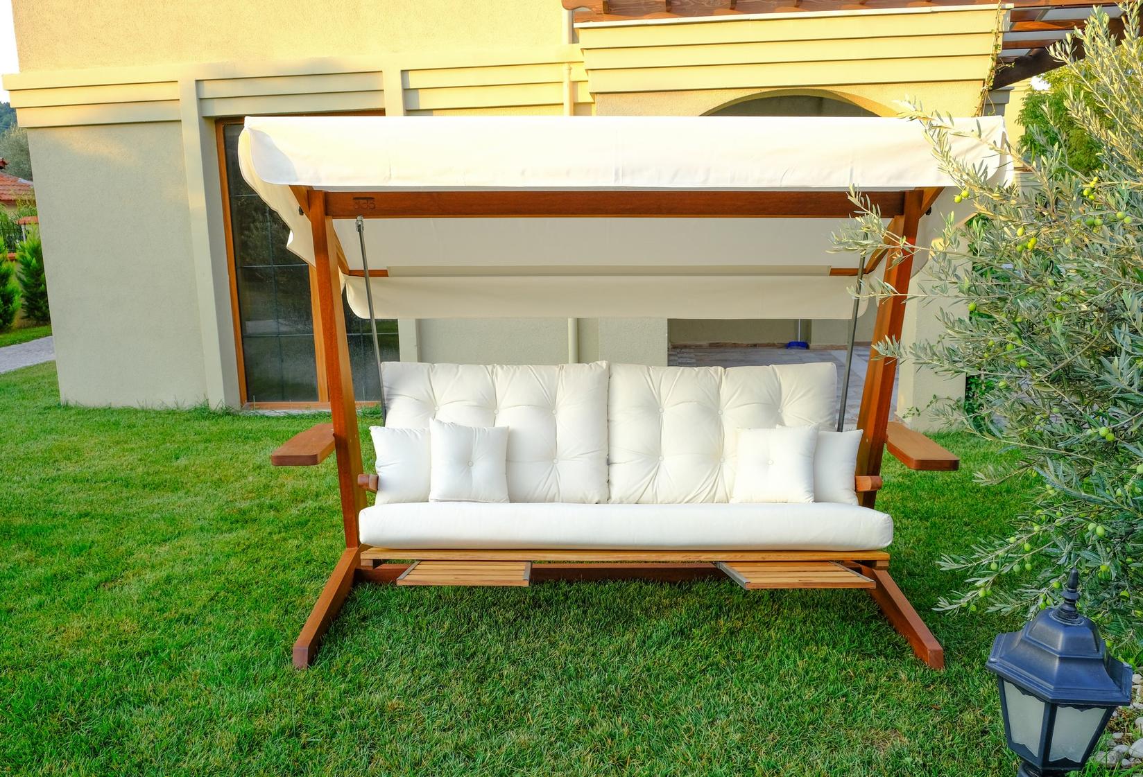 Hanah Home Baštenska ljuljaška Luna Deluxe 2600 200x200x70cm Bež