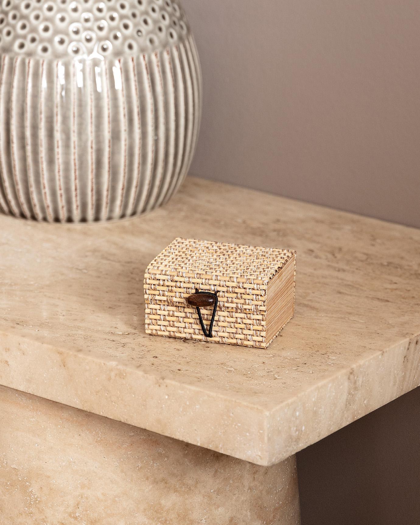 Madame Coco Julien Dekorativna kutijica, Krem, 7 cm