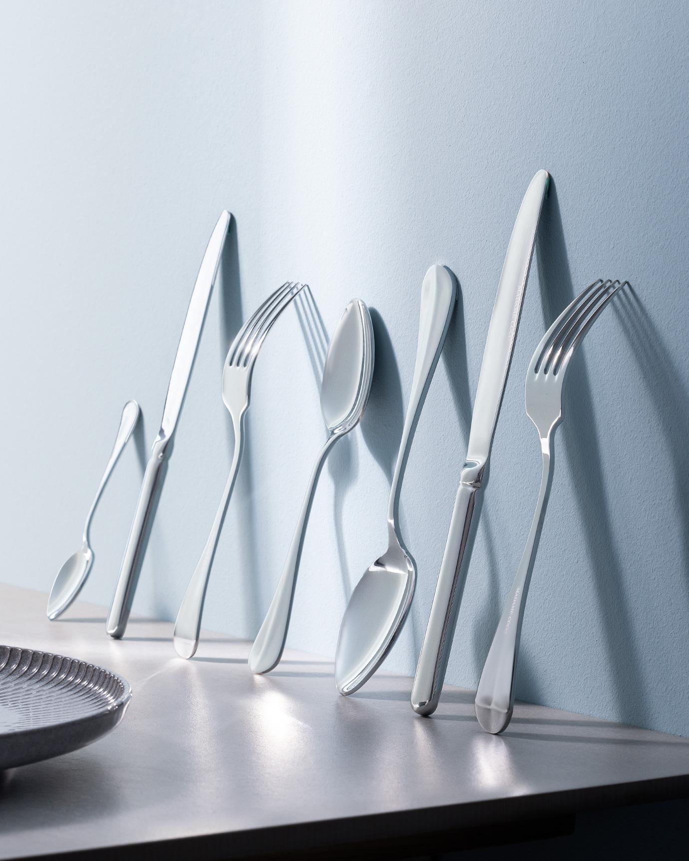 Madame Coco Fleur de Lys Set kuhinjskog pribora, 84 komada