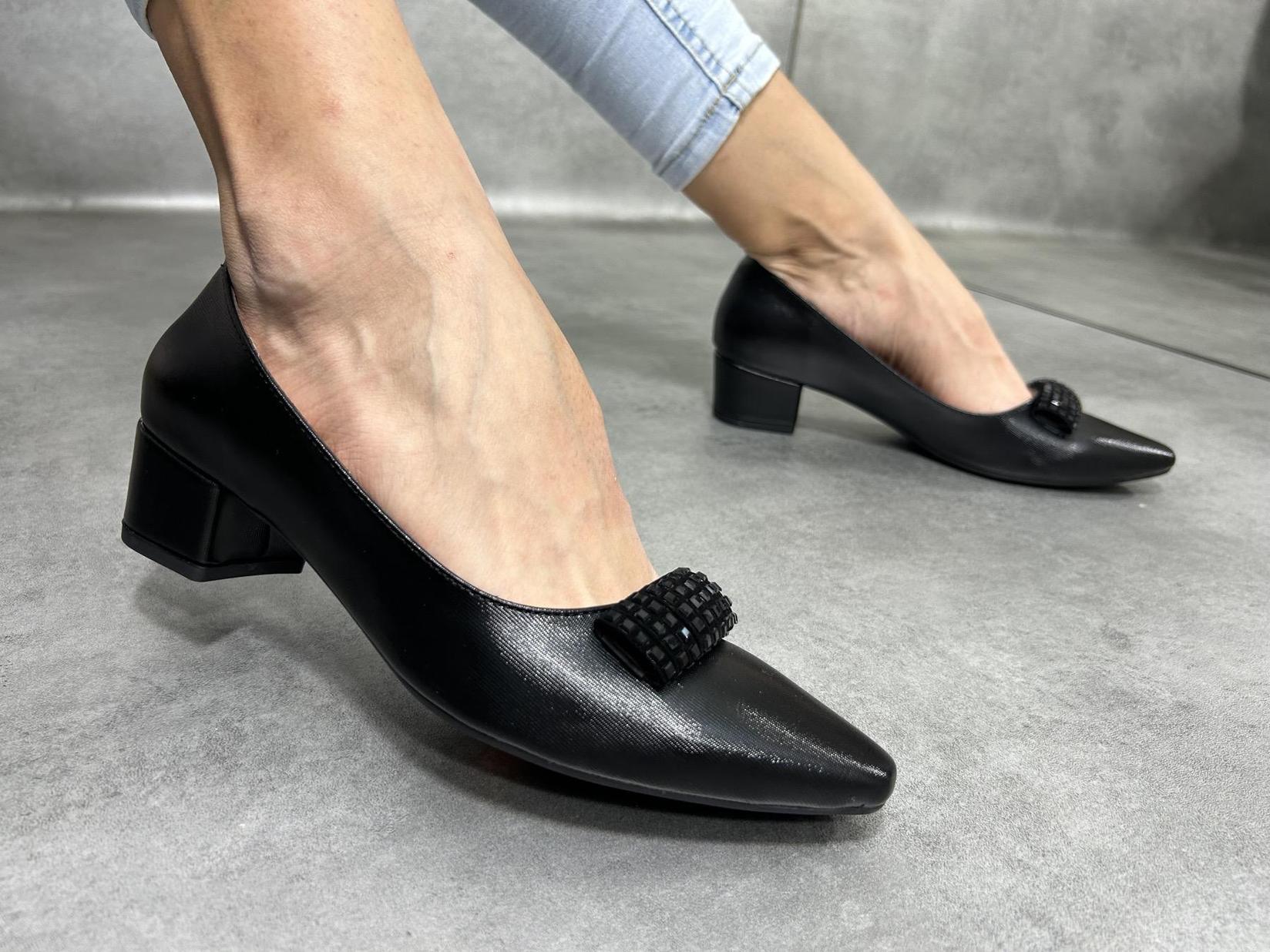 MISMI Ženske cipele crne