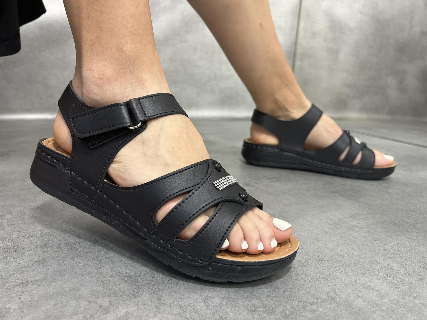 MISMI Ženske sandale crne