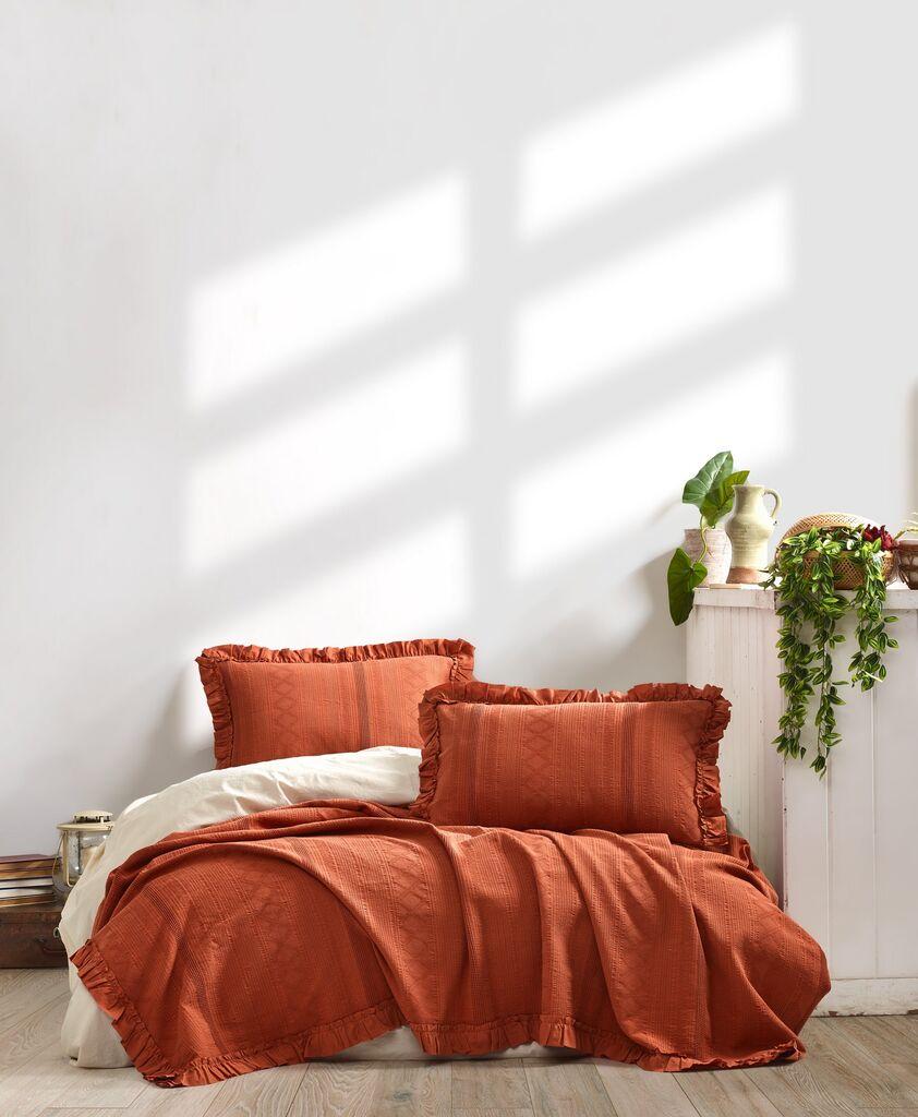 L'essentiel Maison Set Double prekrivač Tziana, 220x240cm, Crvena