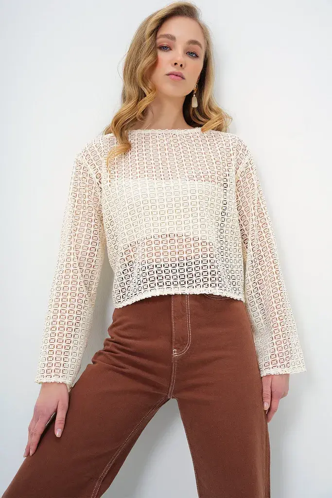 Trend Alacati Stili Ženska bluza dugih rukava Alc-X13788, Brod izrez, Krem