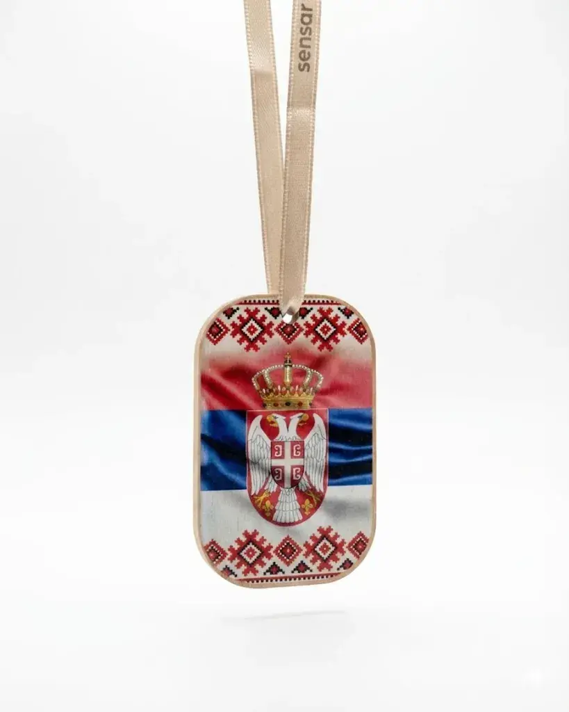 Sensar Osveživač za auto Zastava Srbija sa ćilimom Vanila Lavanda