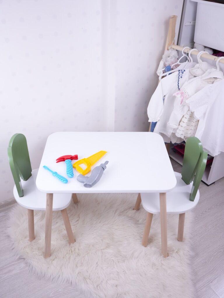 Hanah Home Dečiji set Bunny Two Chair Set, Sto i 2 stolice, Belo-Zeleni