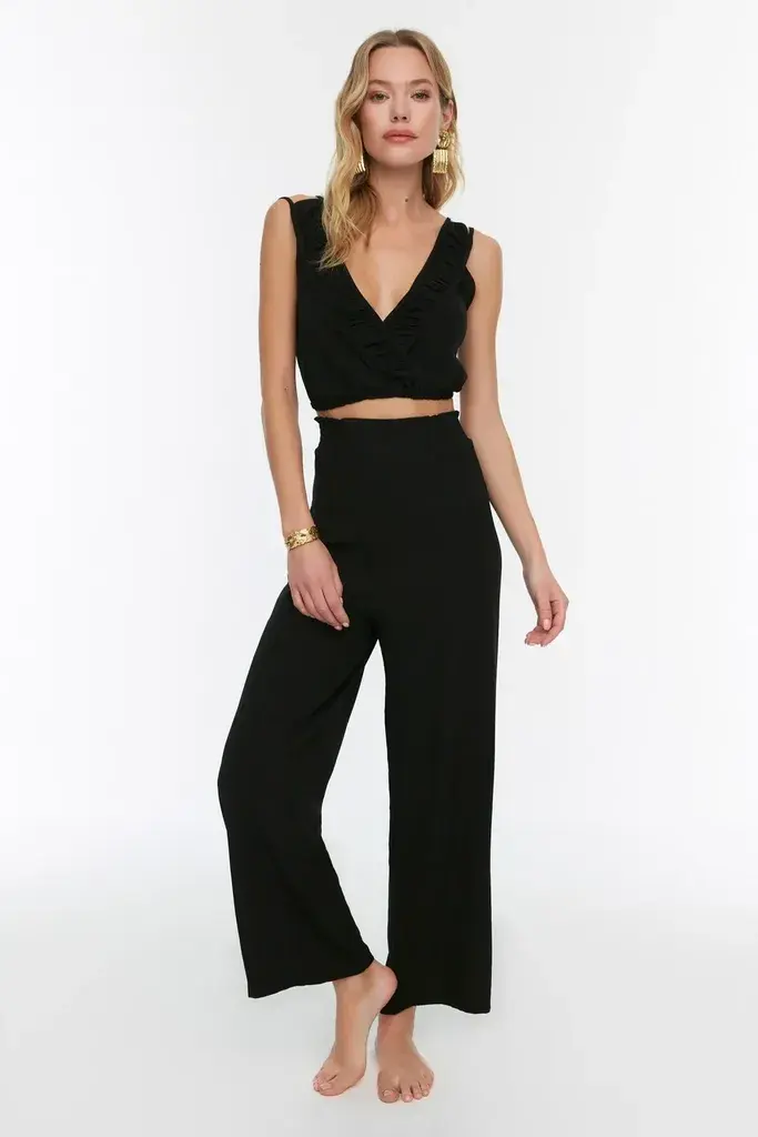 Trendyol Milla Ženski komplet bluza i pantalone Tbess22Au0043, Crni