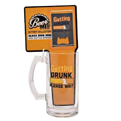 Set za piće krigla i otvarač Beer Getting Drunk