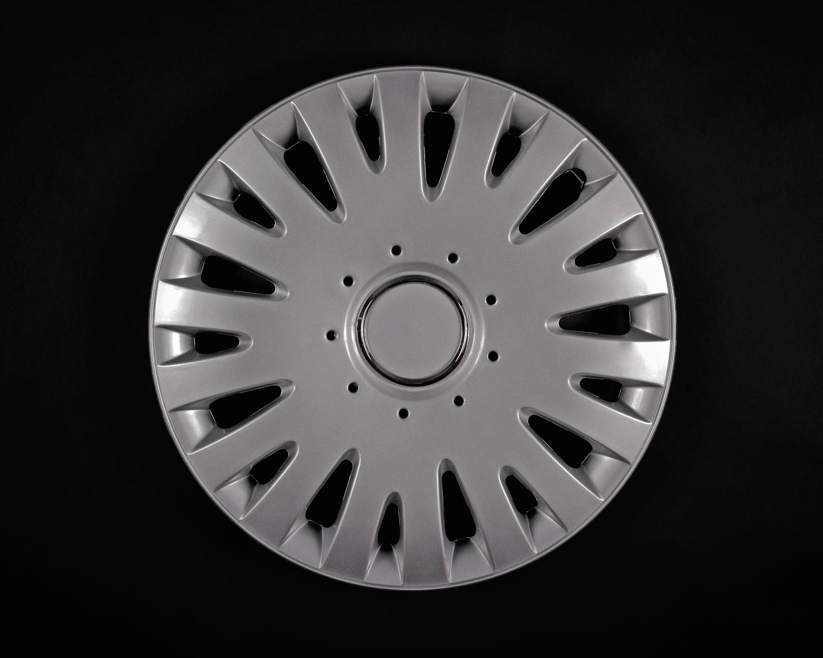 CAR LINE Ratkapne veličina 14", model 4, garnitura 4 komada u kutiji