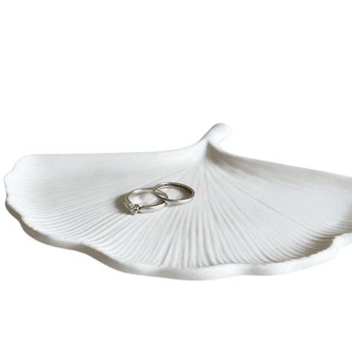 Marfeja Gift Shop Dekorativna Tacna List Ginko, Bela