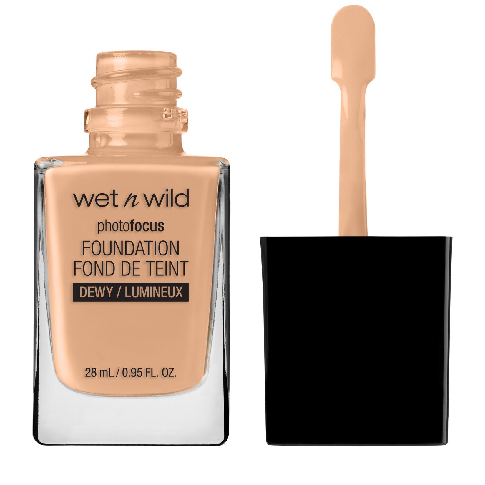 Selected image for wet n wild photofocus Dewy Lumineux Tečni puder, 1111527E Classic beige, 28 ml