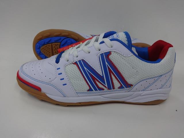 Memoris Patike za fudbal master turf sa kramponima, Bele