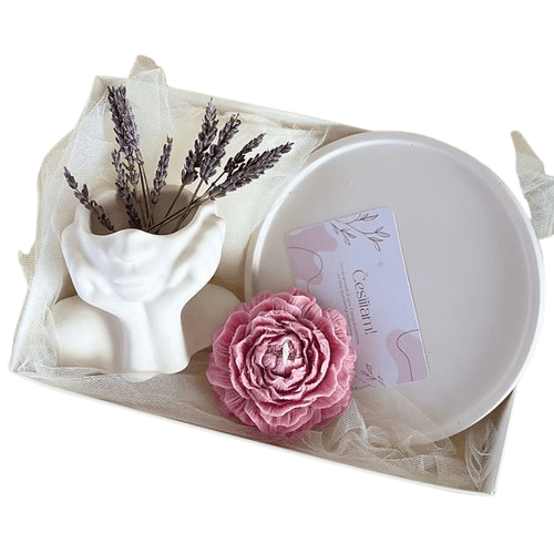 Marfeja Gift Shop Poklon Set Dama i Cvet, Belo-Rozi