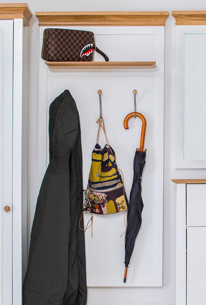 SIMPO Čiviluk Nostalgija, Beli