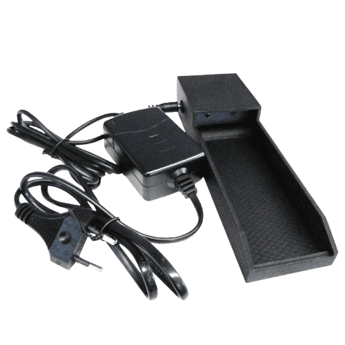 TELIT POWER Punjač za baterije RC400