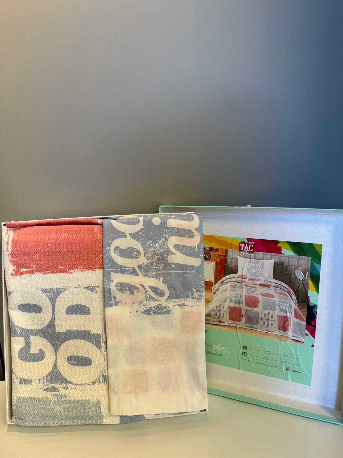 Tac Set posteljine sa prekrivačem Cheery, 100x200cm, Plavo-crveni