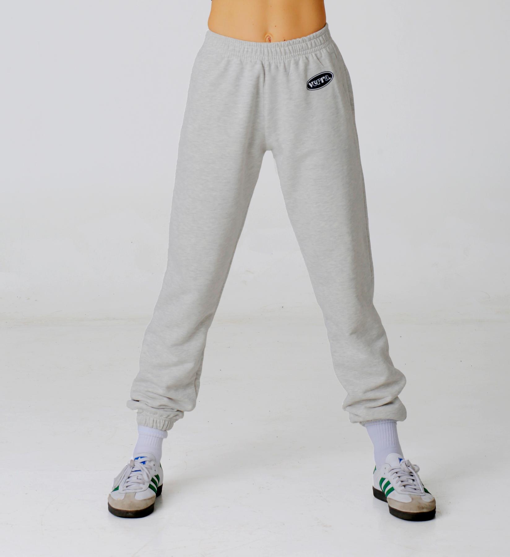 Verra wear Ženski donji deo trenerke April, Sivi