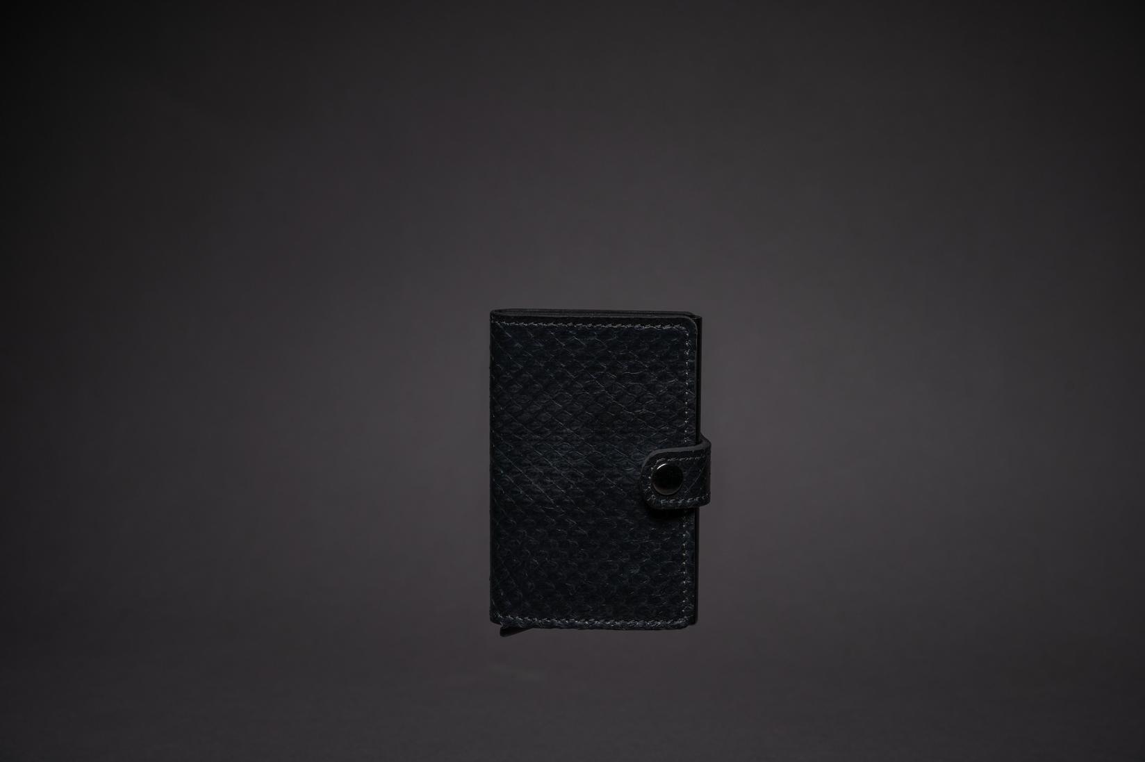 W BRAND Novčanik W Tech Exotic Snake crni