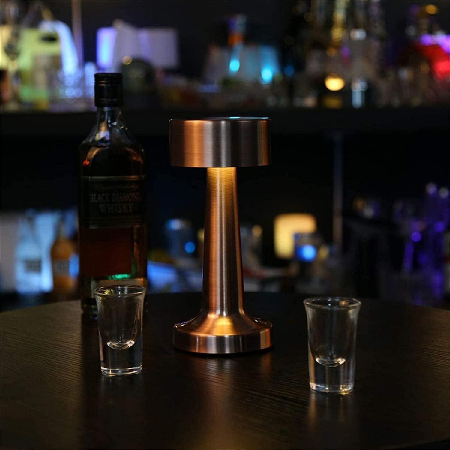 Valentia Stona lampa, Zlatne boje