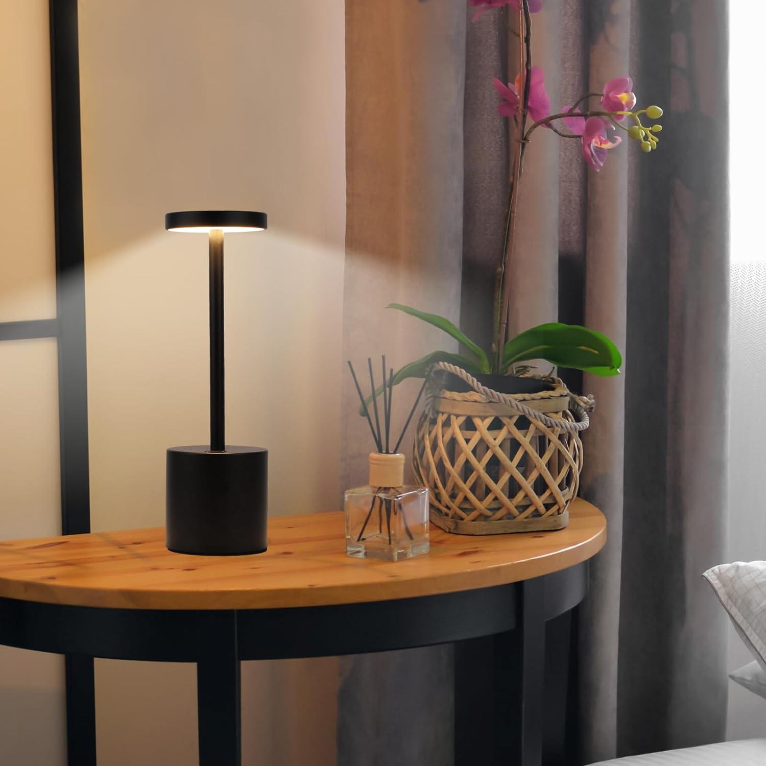 Ancona Stona lampa, Crna